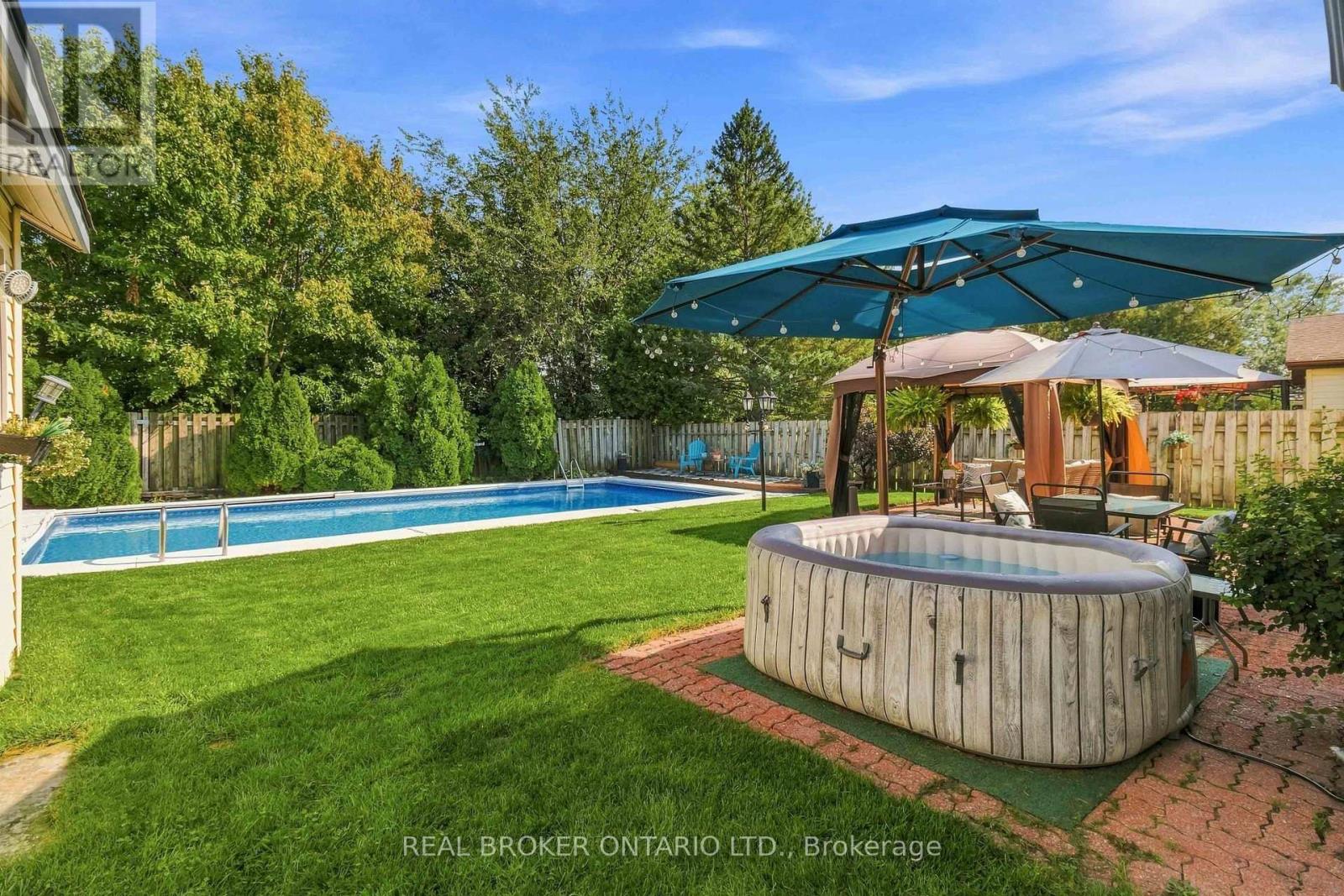 608 Woodward Avenue, Milton, ON photo 35