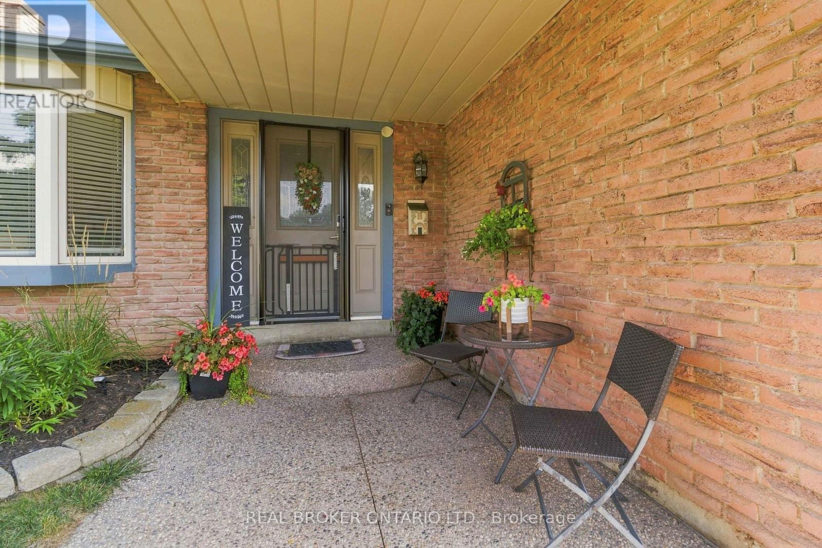 608 WOODWARD AVENUE - 4