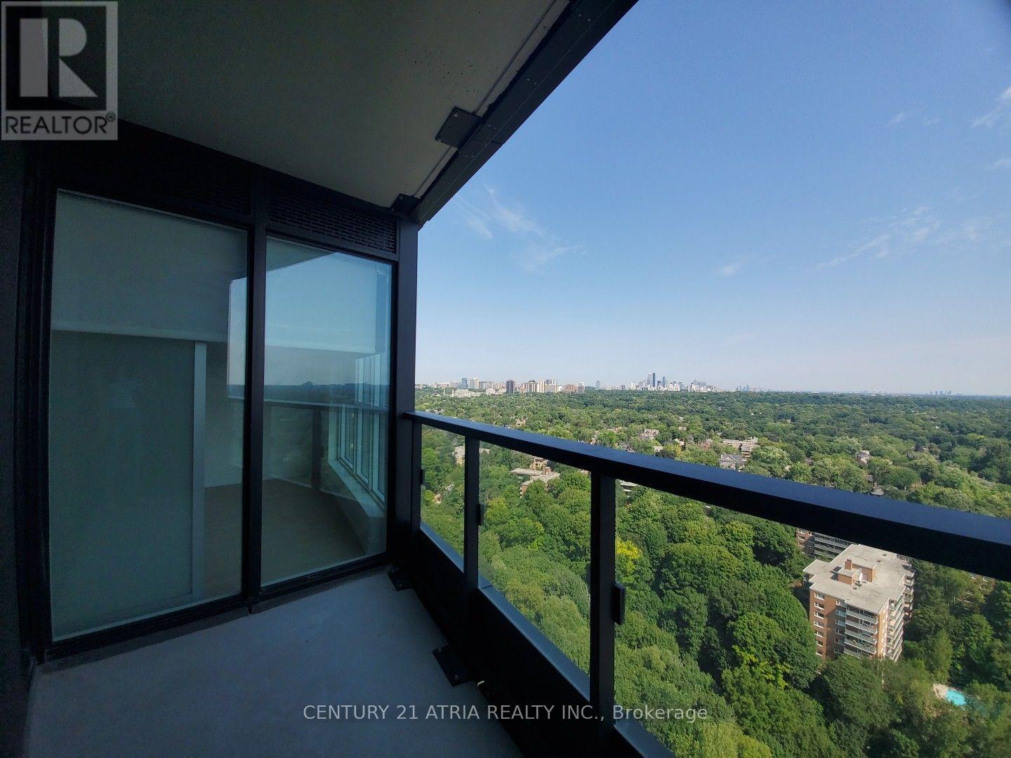 585 Bloor Street East
