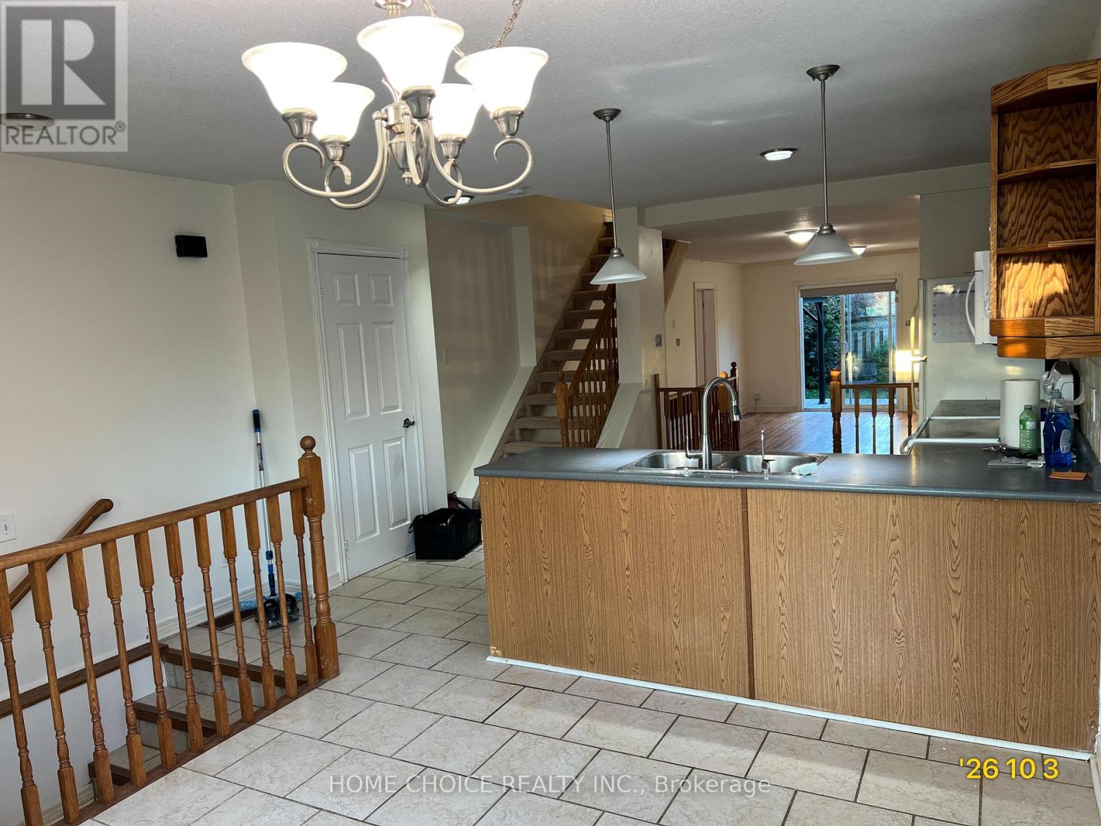 11 Violet Street — photo 7