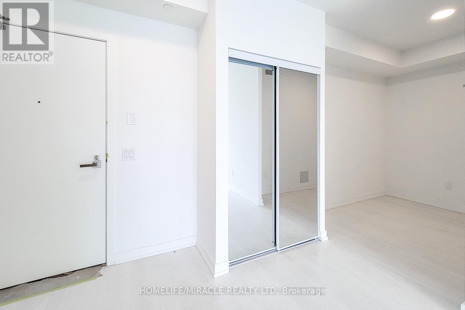 415 Main Street — photo 13