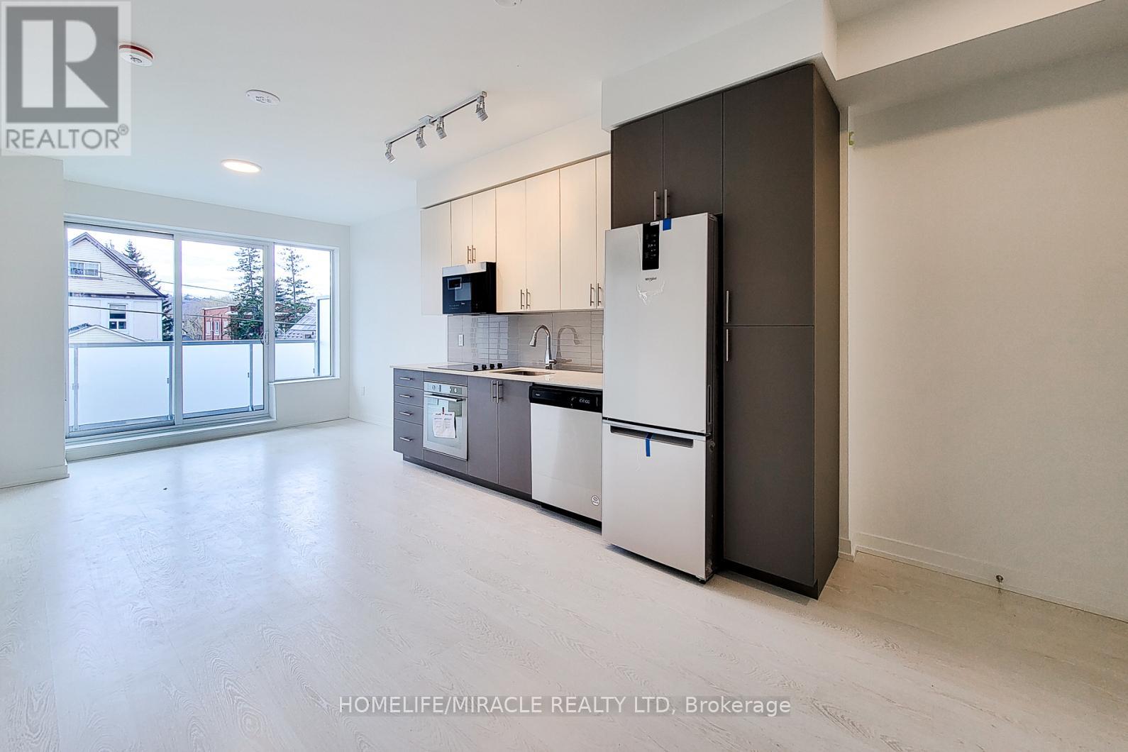 415 Main Street — photo 4