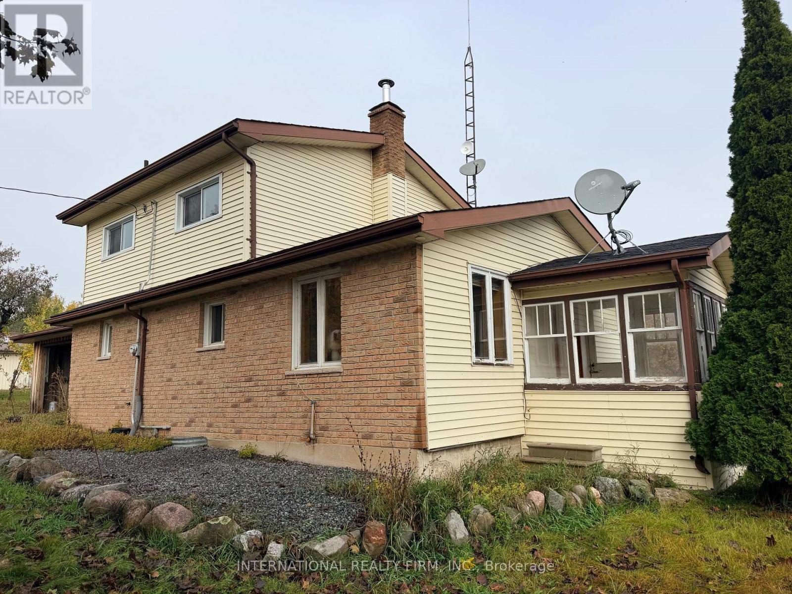 420 County Rd #35, R.R. #1 Road