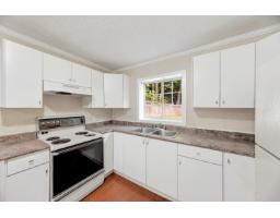 7596 143 Street, Surrey, BC V3W5P3 Photo 13