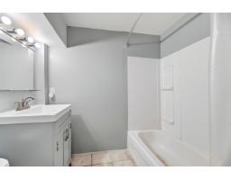 7596 143 Street, Surrey, BC V3W5P3 Photo 20
