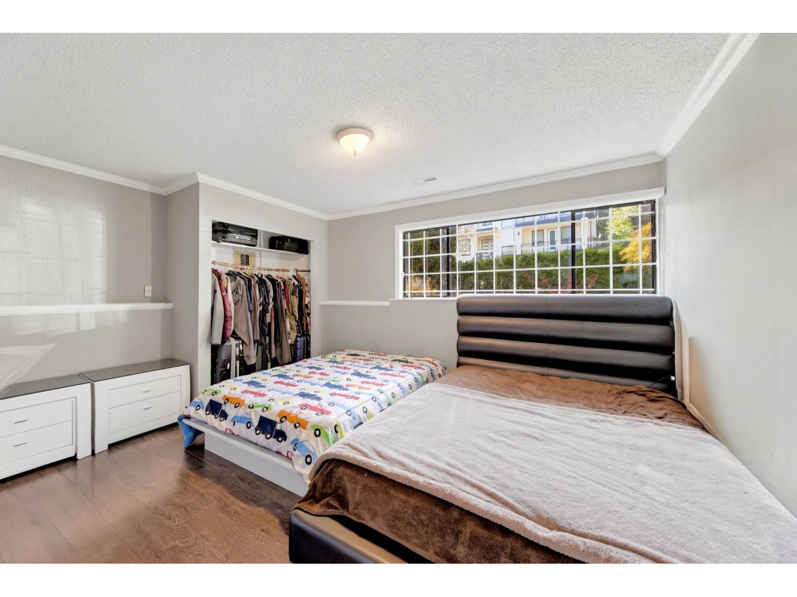 Photo of 7596 143 STREET 30