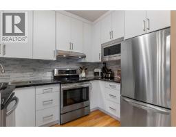 1515 21 Avenue SW - photo 8