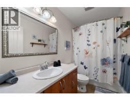 9712 Marble Bay Rd, Lake Cowichan, BC V0R2G0 Photo 16