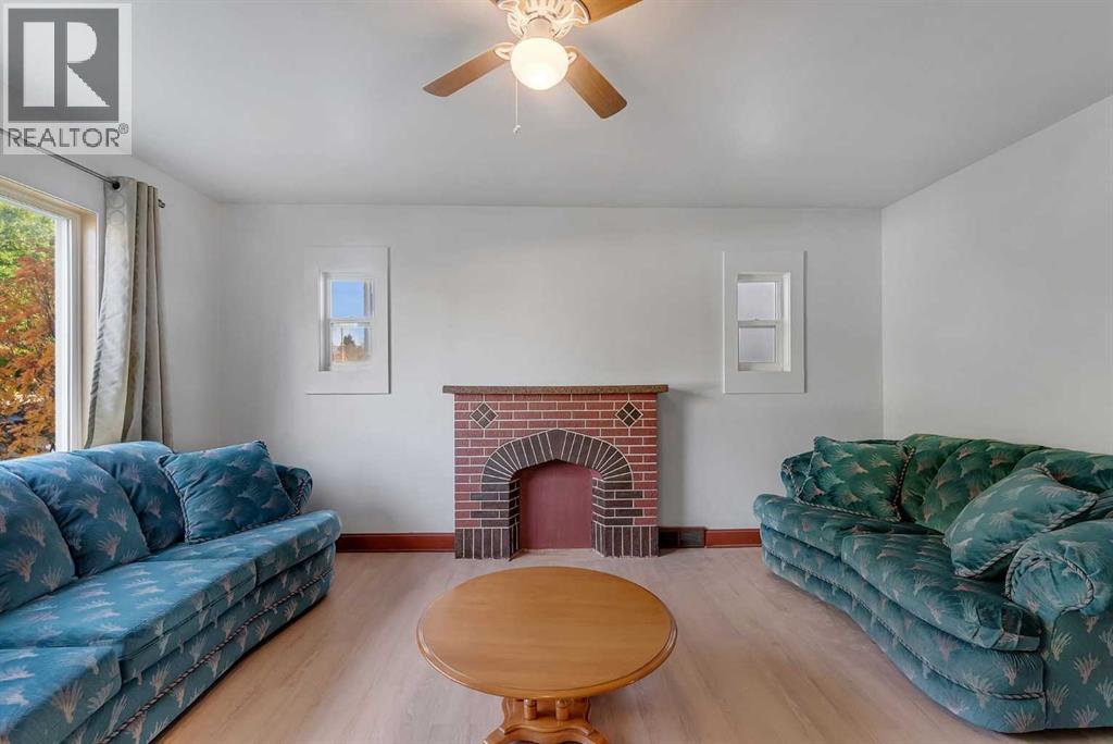 1507 1 Street NE - photo 17