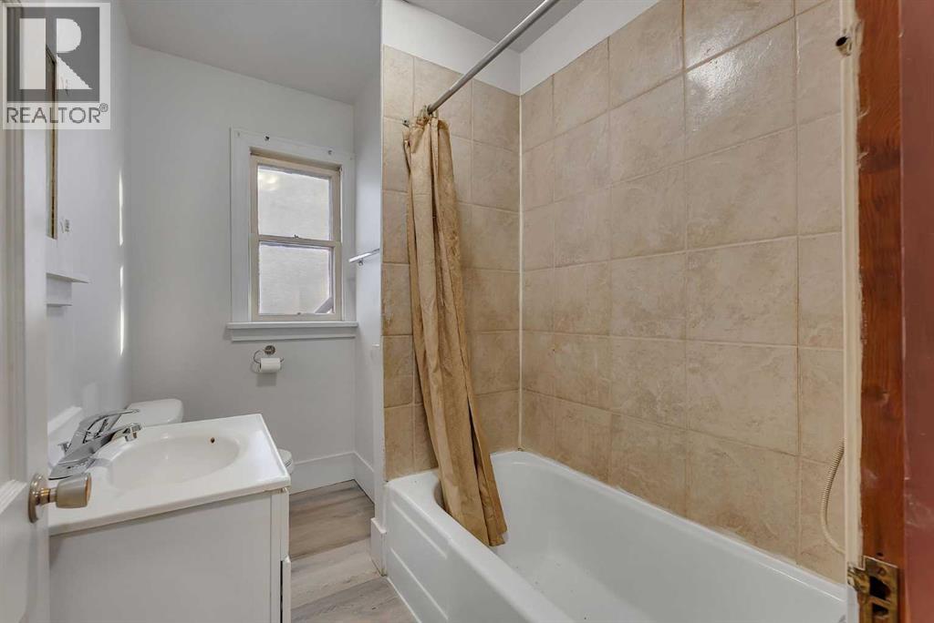 1507 1 Street NE - photo 27