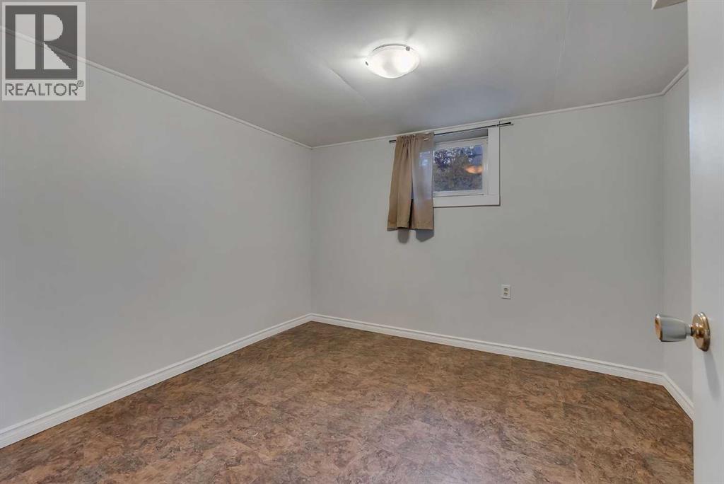 1507 1 Street NE - photo 39