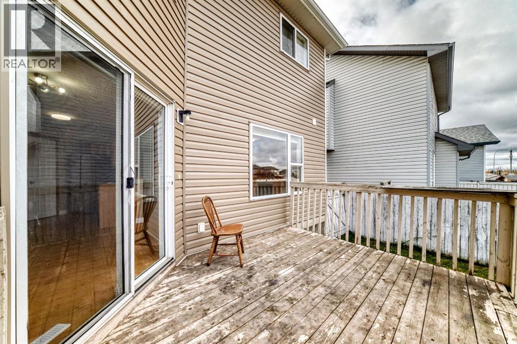 145 Martinvalley Crescent NE - 13