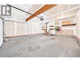 145 Martinvalley Crescent NE - photo 37
