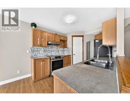 145 Martinvalley Crescent NE - photo 6