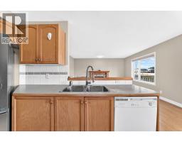 145 Martinvalley Crescent NE - photo 8