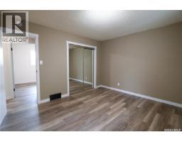Foyer - 71 Langrill Drive, Yorkton, SK S3N3L9 Photo 8