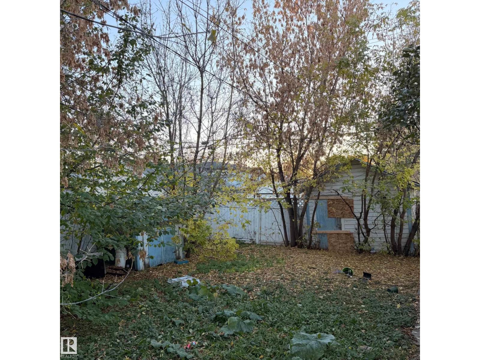 11312 97 ST NW - 2