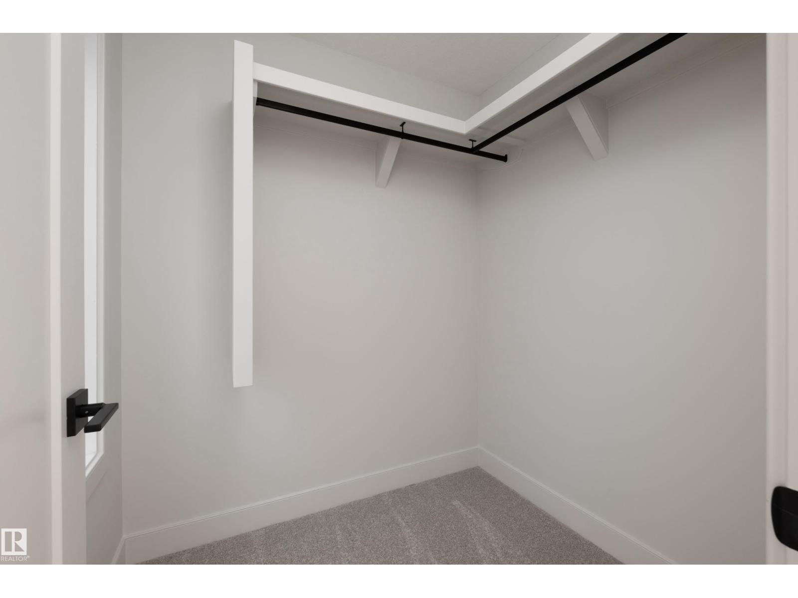 15 Darby Crescent, photo 42