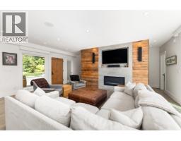 540 Brand Street, North Vancouver, BC V7N1G1 Photo 16