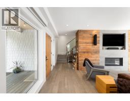 540 Brand Street, North Vancouver, BC V7N1G1 Photo 17