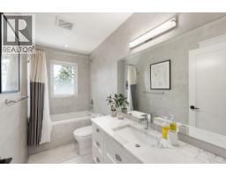 540 Brand Street, North Vancouver, BC V7N1G1 Photo 29