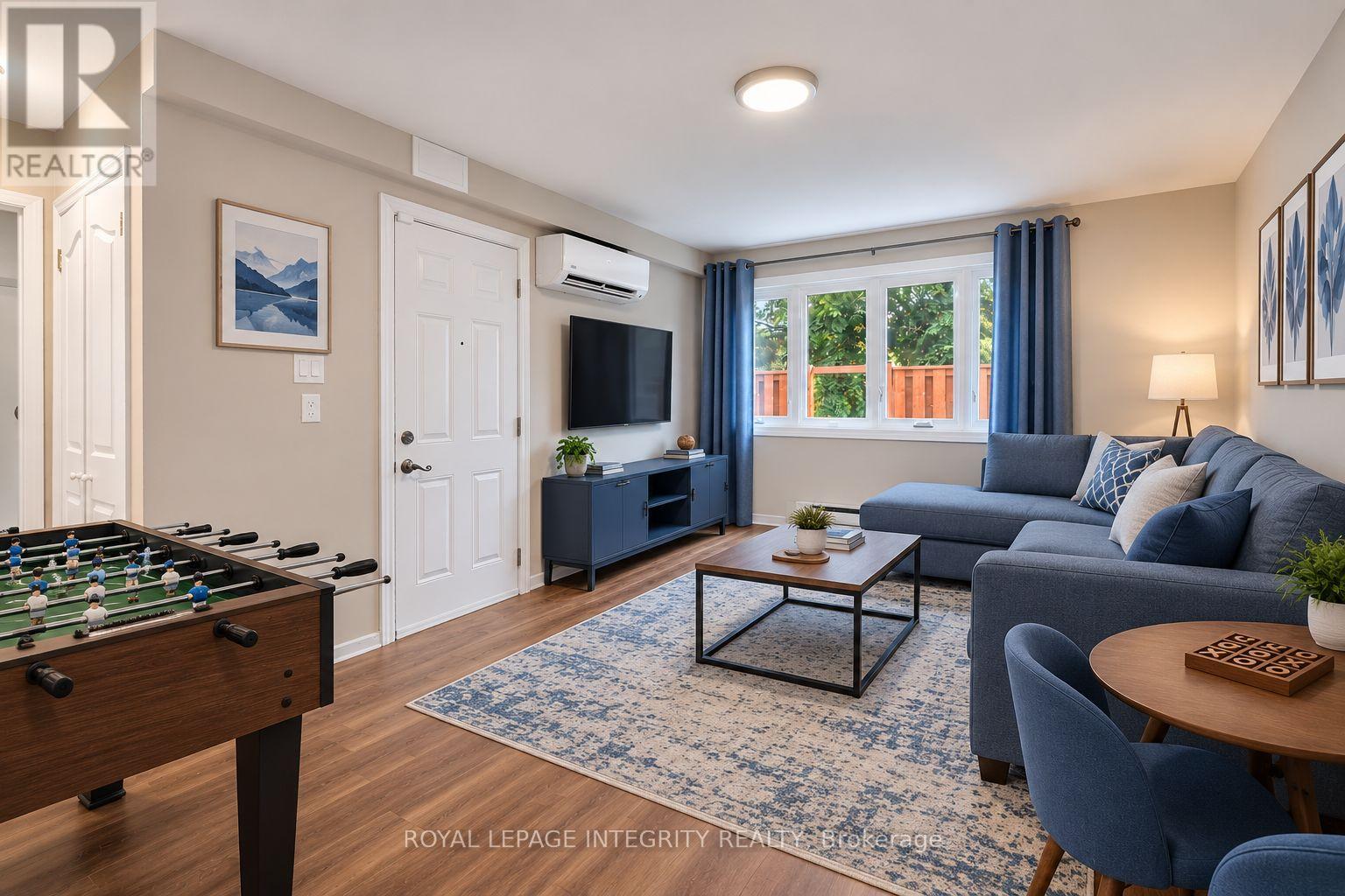 2155 Eric Crescent — photo 43