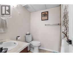 4743 47 Street, Sylvan Lake — photo 9