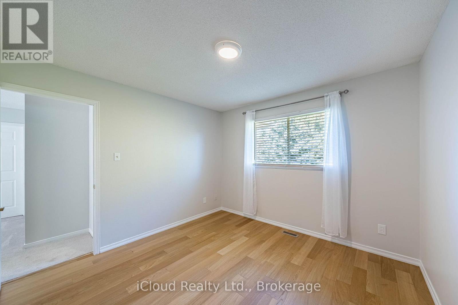 2017 Grenville Drive, Oakville, ON photo 25