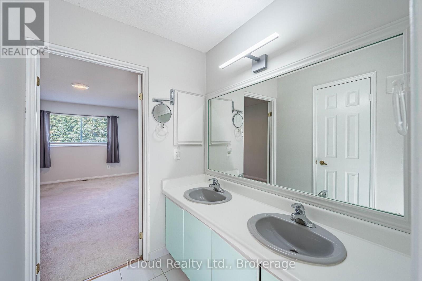 2017 Grenville Drive, Oakville, ON photo 29