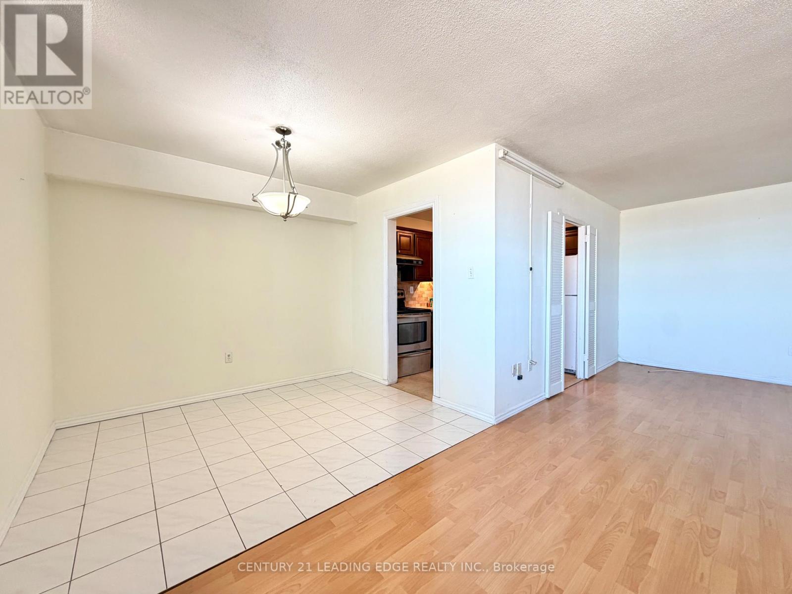 1455 Lawrence Avenue West — photo 4