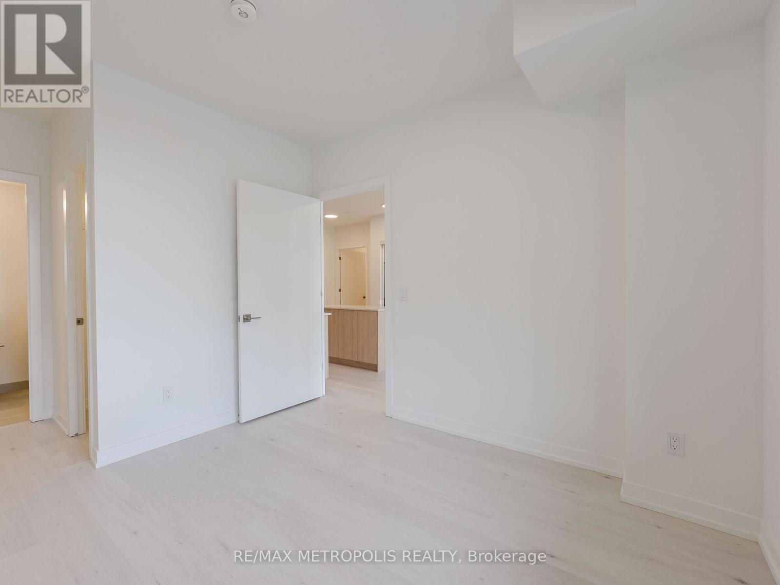 2501 Saw Whet Boulevard — photo 16