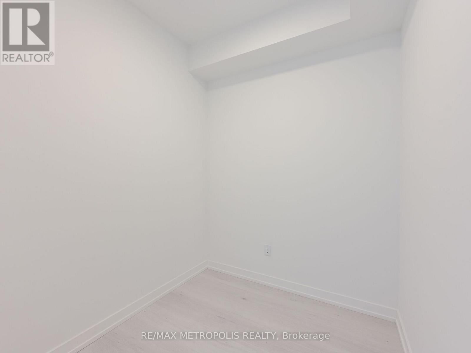 2501 Saw Whet Boulevard — photo 25