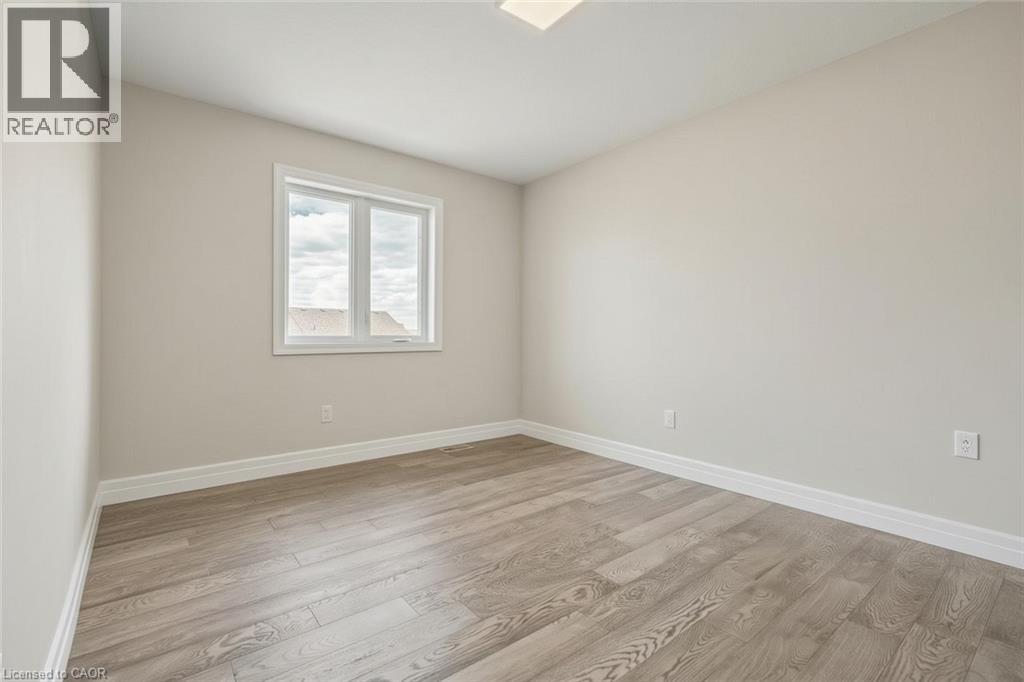 43 Peggy Avenue — photo 15