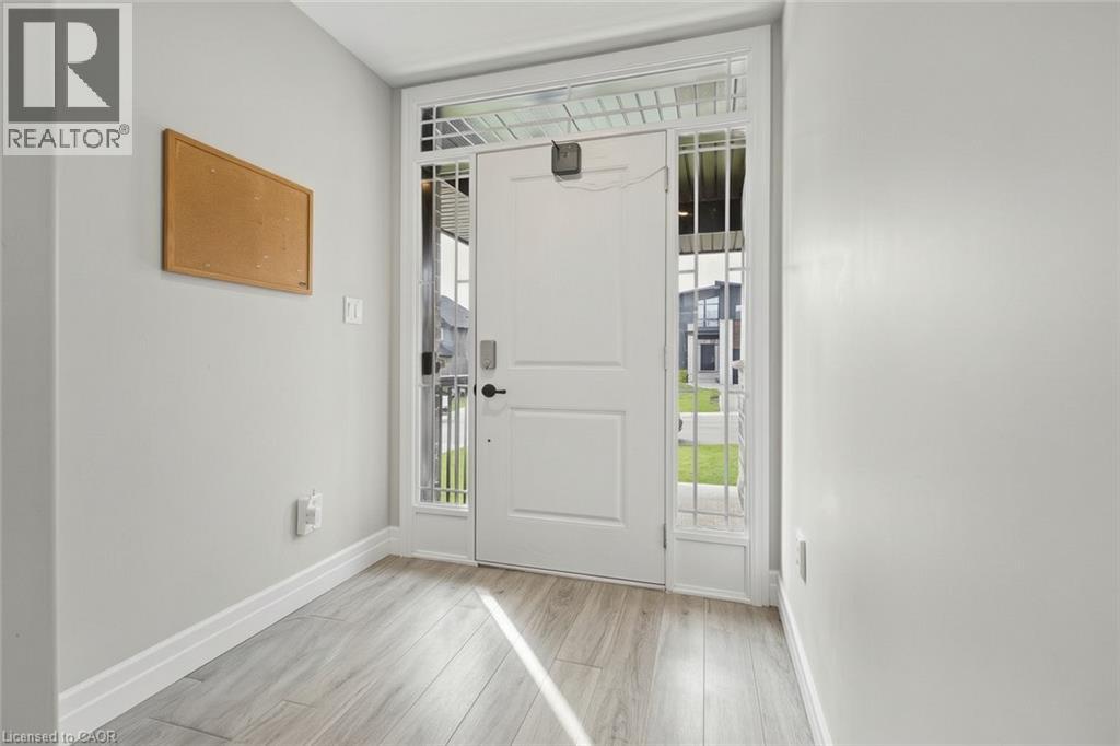 43 PEGGY Avenue, Mount Elgin — photo 3