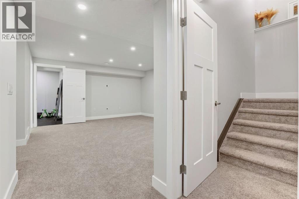 1 Riviera Point, Cochrane