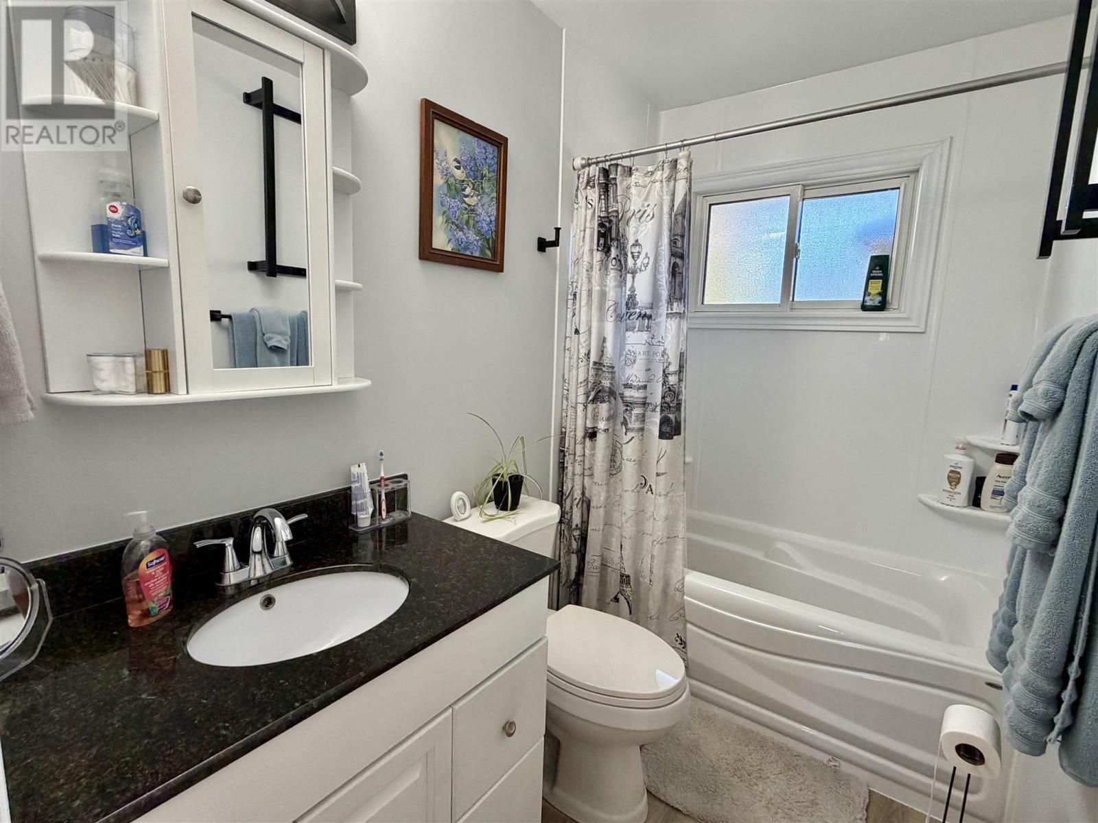 8 Benner Pl — photo 23