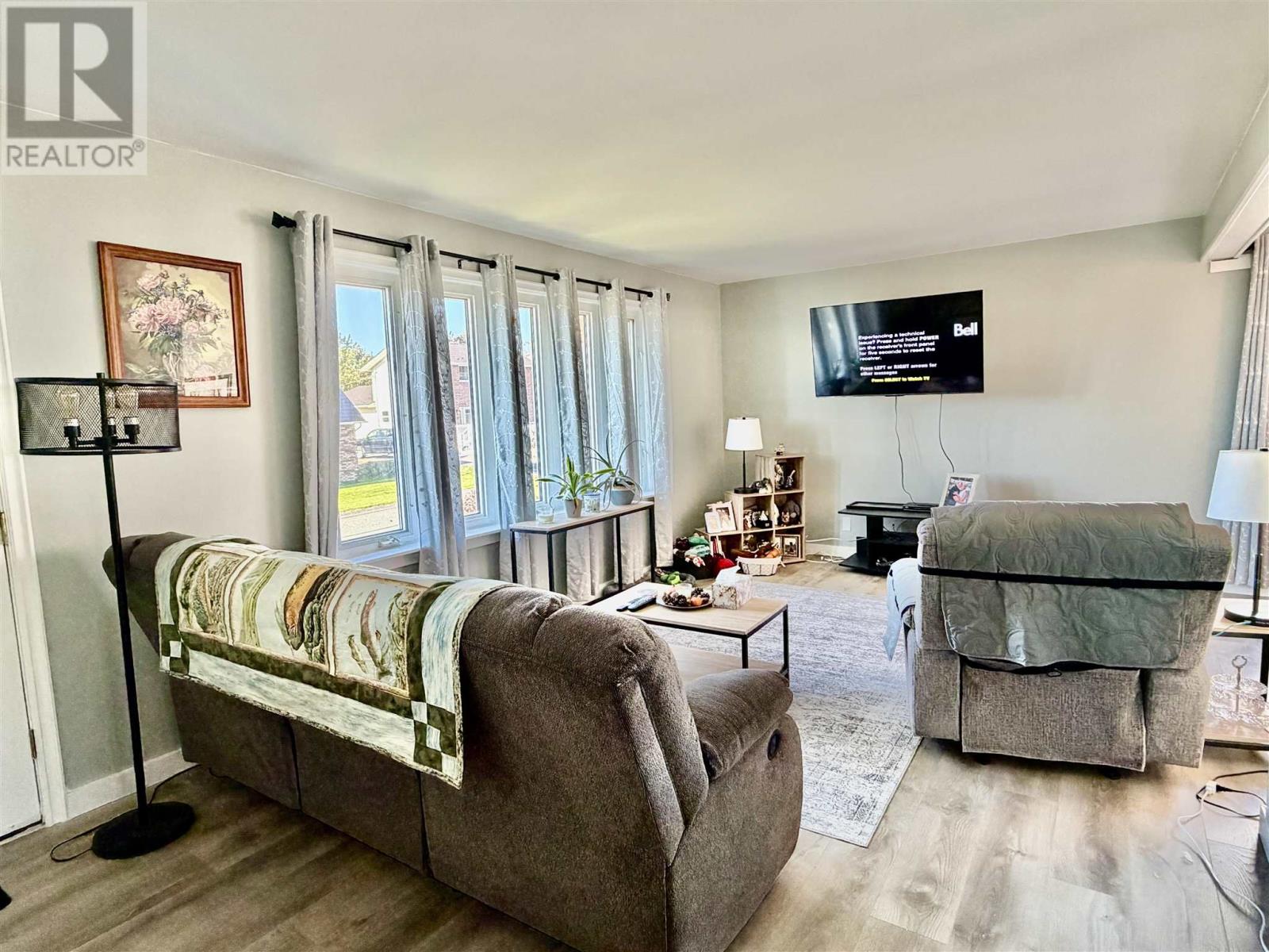 8 Benner Pl — photo 4