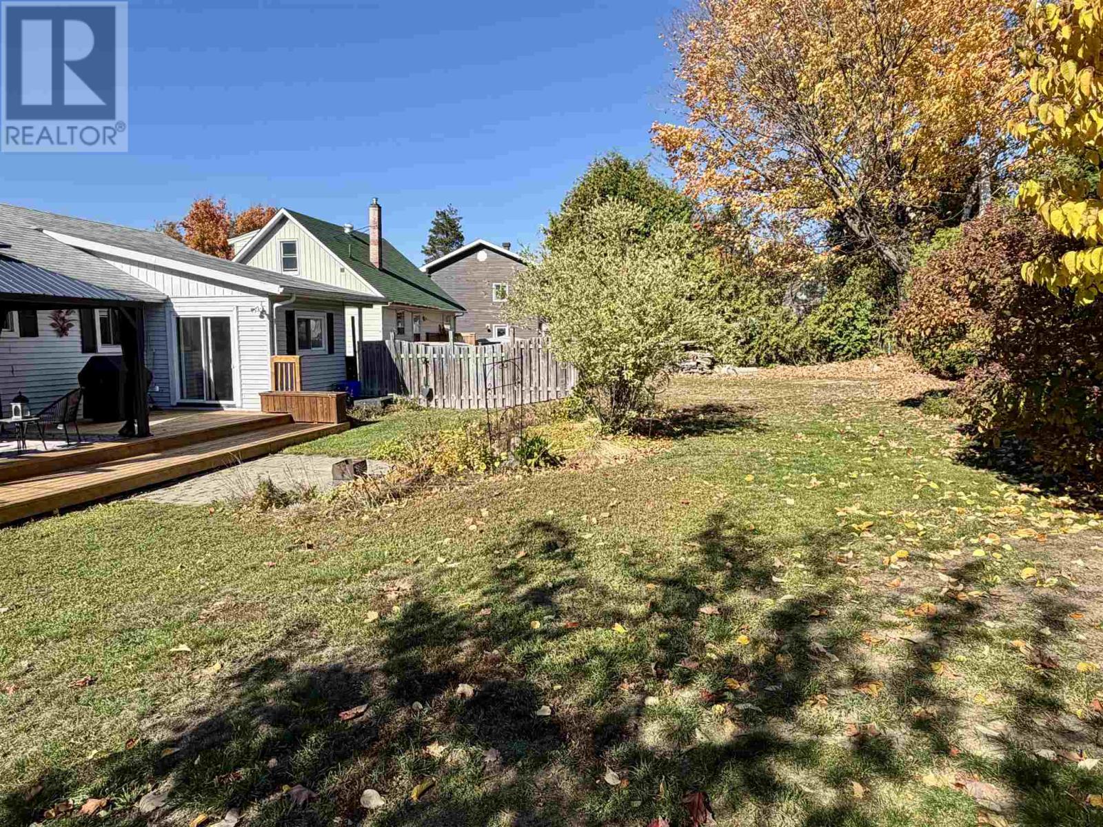 8 Benner Pl — photo 47