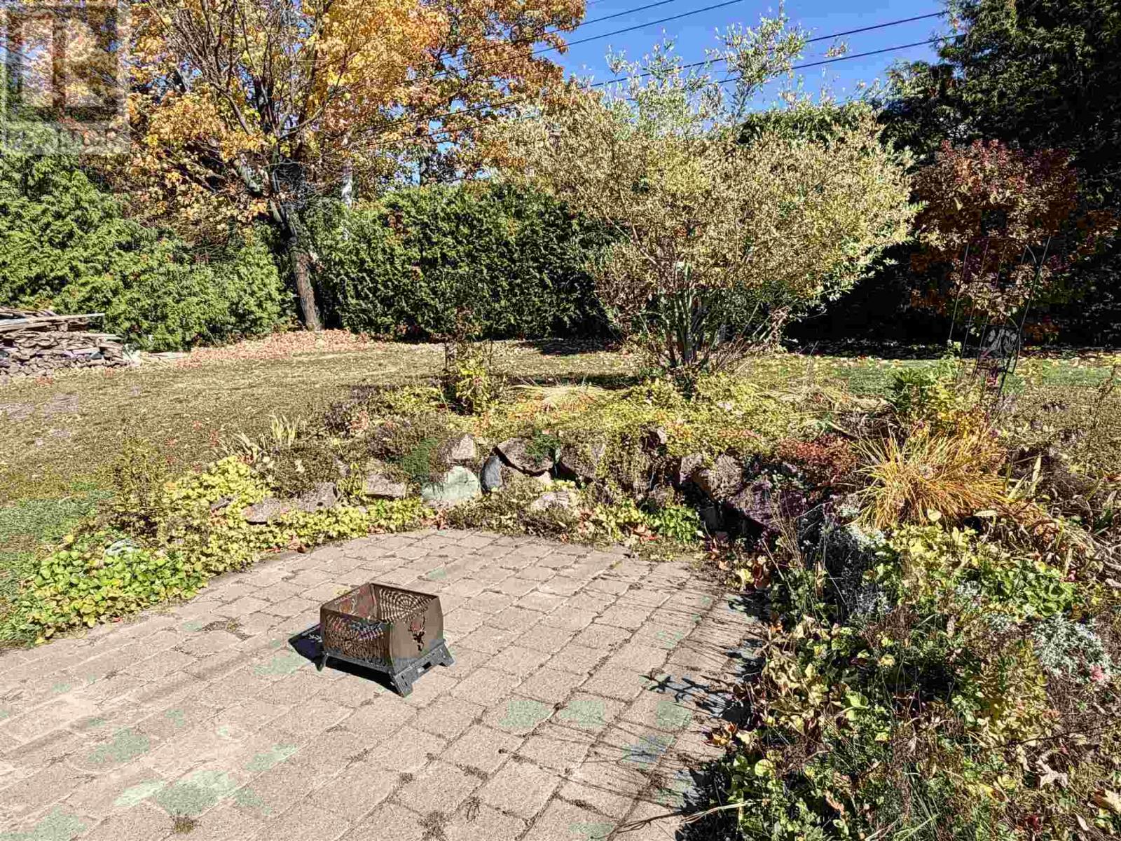 8 Benner Pl — photo 48