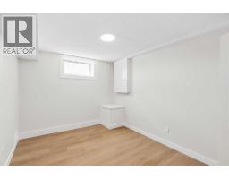 Kitchen - 907 / 909 16 Street Ne, Calgary, AB T2E4S7 Photo 23