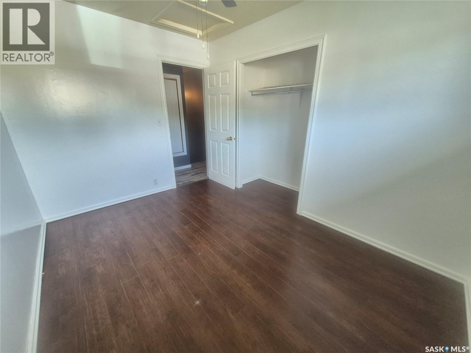 818 Geisen STREET, Radville — photo 23