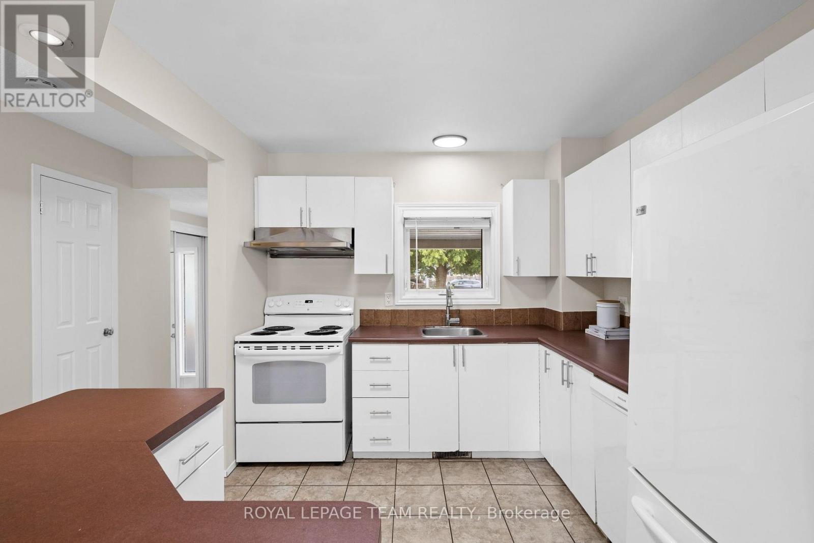 26 PADDINGTON PRIVATE, Ottawa — photo 11