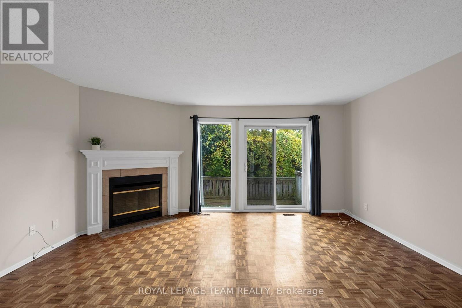 26 PADDINGTON PRIVATE - 19