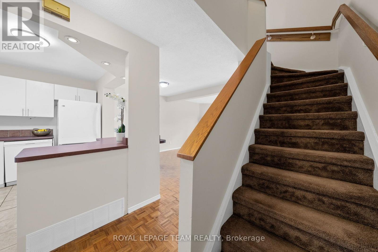 26 PADDINGTON PRIVATE - 26
