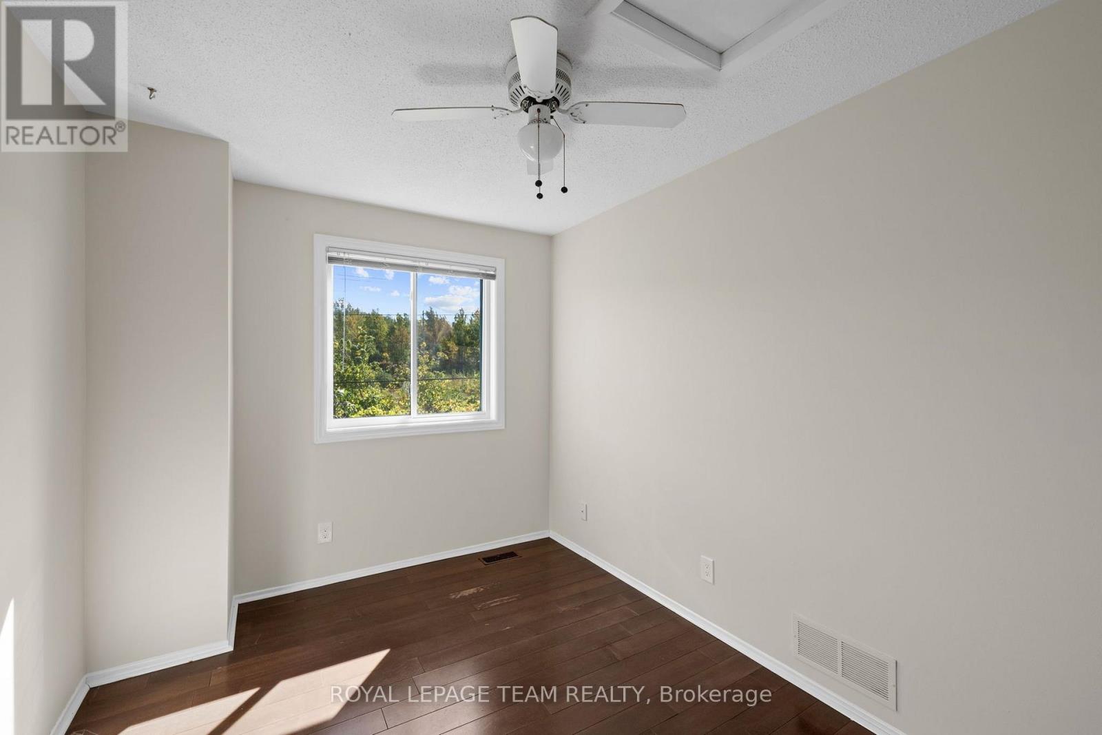 26 Paddington Private — photo 37