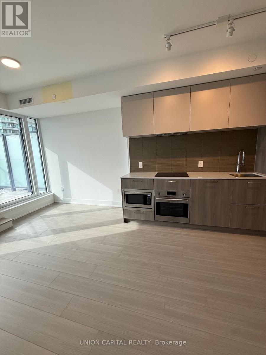 36 Olive Avenue — photo 10