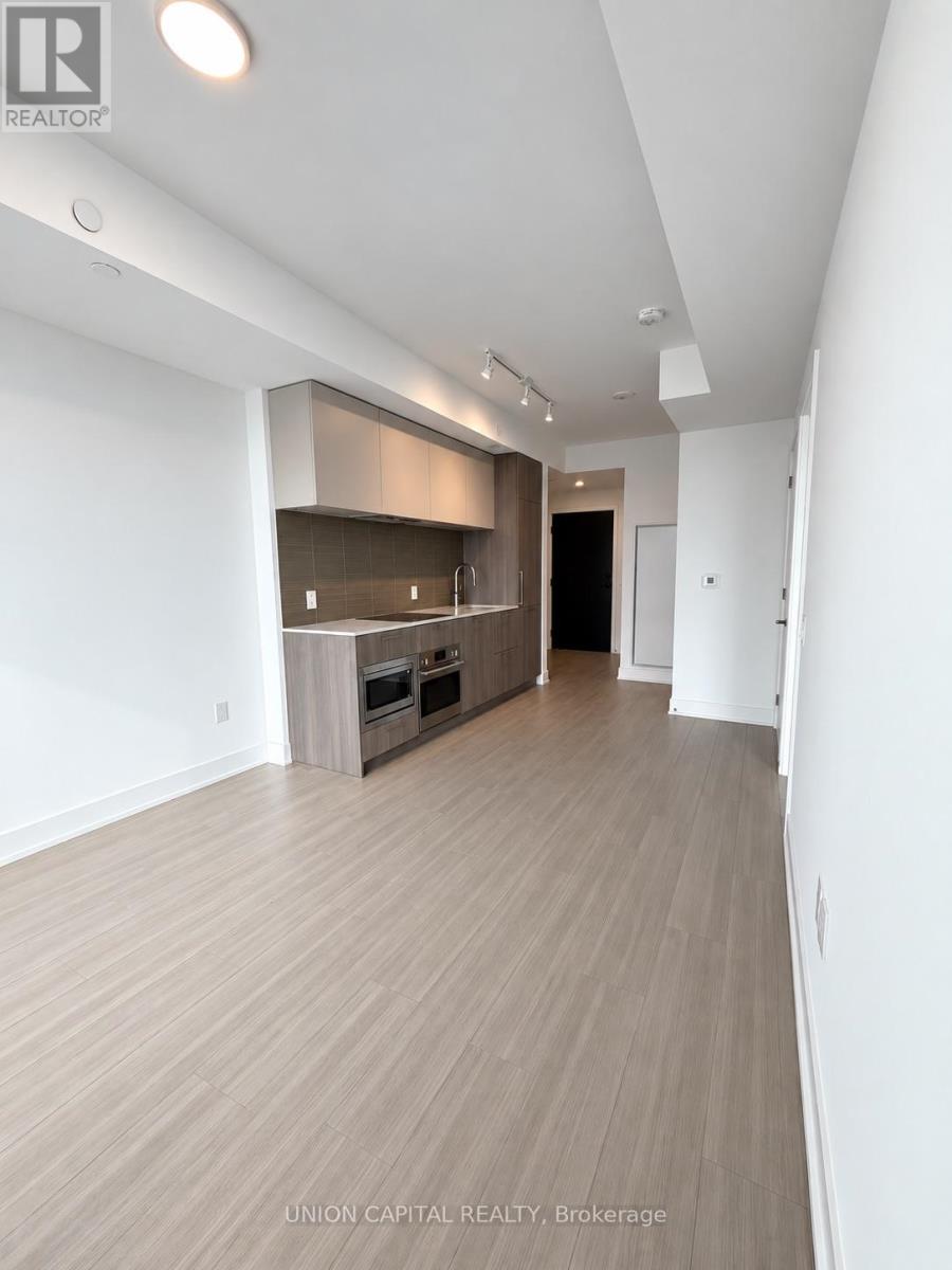 36 Olive Avenue — photo 11