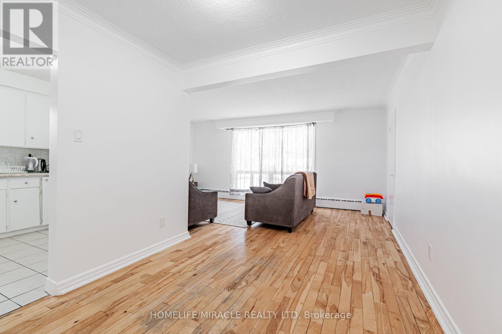 44 Leduc Drive, Toronto, ON photo 12