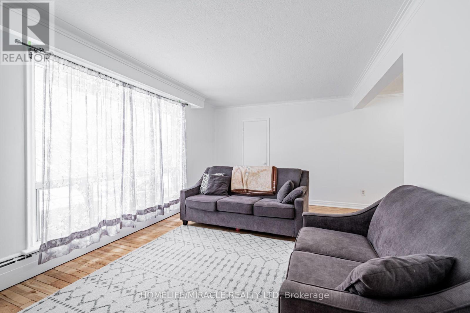 44 Leduc Drive, Toronto, ON photo 14