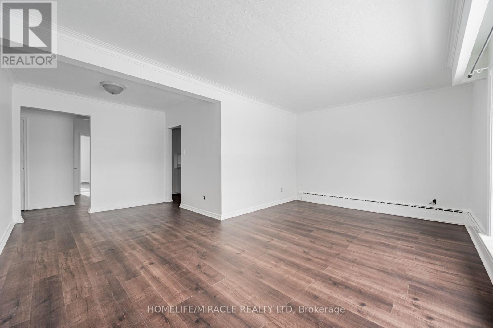 44 Leduc Drive, Toronto, ON photo 2